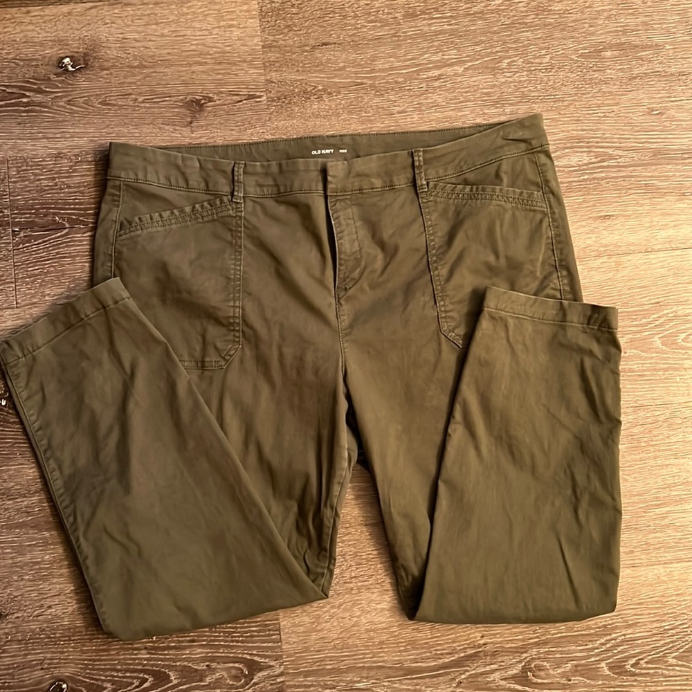 Old Navy Pixie Pants - image 1